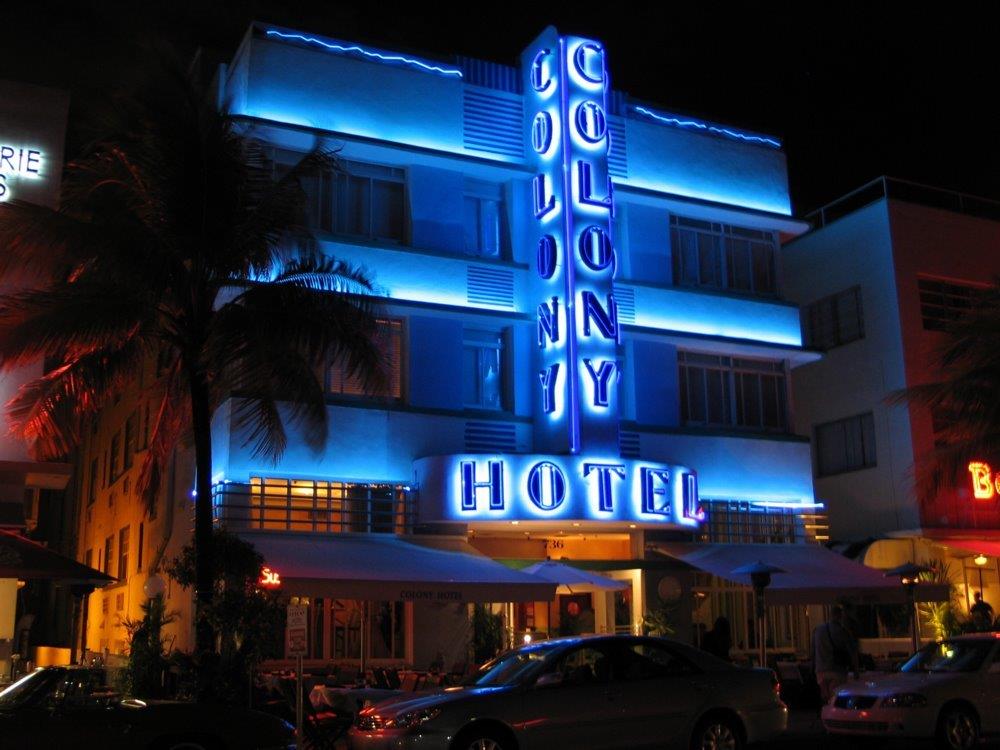 Colony Hotel